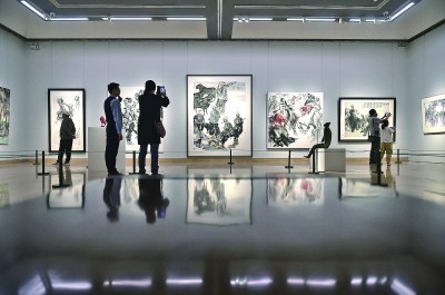 泰兴隆配资 夜游美术馆，越夜越美丽